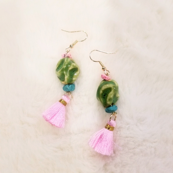 TEESAN MAKE A STATEMENT Japanese Style Dangling Earrings - Picture 1 of 4